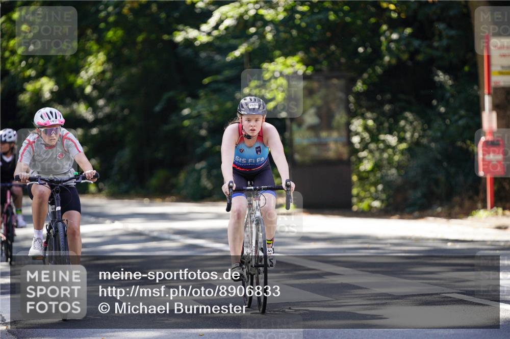 14.09.2025 - Stadtparktriathlon Michael Burmester http://msf.ph/oto/8906833 14.09.2025 13:28:59 Radfahren 1437, 1465, 1530, 1552, 1564, 1614 meine-sportfotos.de