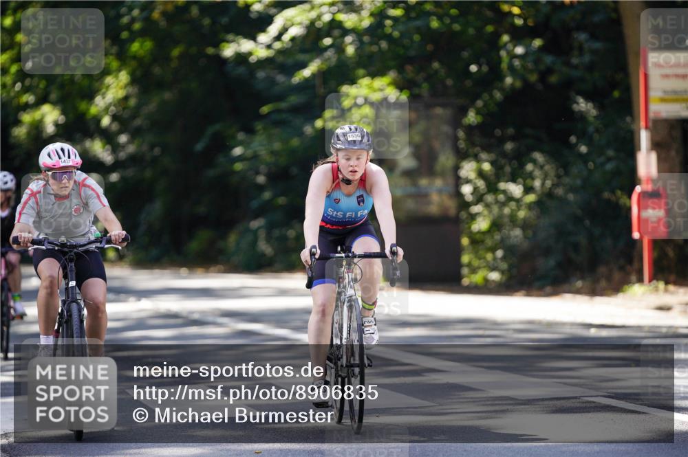 14.09.2025 - Stadtparktriathlon Michael Burmester http://msf.ph/oto/8906835 14.09.2025 13:28:59 Radfahren 1437, 1465, 1530, 1552, 1564, 1614 meine-sportfotos.de