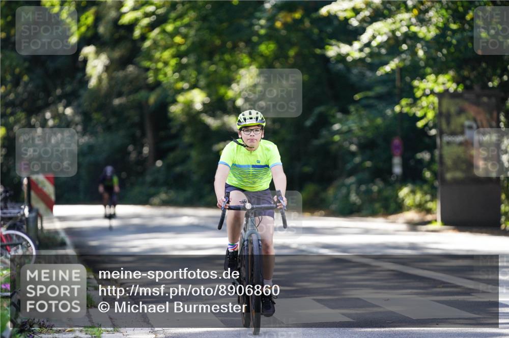 14.09.2025 - Stadtparktriathlon Michael Burmester http://msf.ph/oto/8906860 14.09.2025 13:29:20 Radfahren 1536, 1608 meine-sportfotos.de