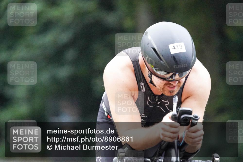 14.09.2025 - Stadtparktriathlon Michael Burmester http://msf.ph/oto/8906861 14.09.2025 09:14:04 Radfahren 333, 366, 368, 419 meine-sportfotos.de