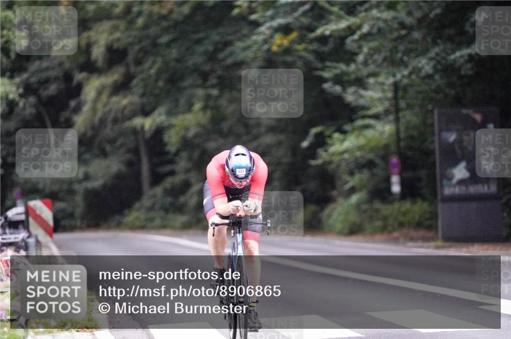 14.09.2025 - Stadtparktriathlon Michael Burmester http://msf.ph/oto/8906865 14.09.2025 09:14:08 Radfahren 333, 366, 419 meine-sportfotos.de