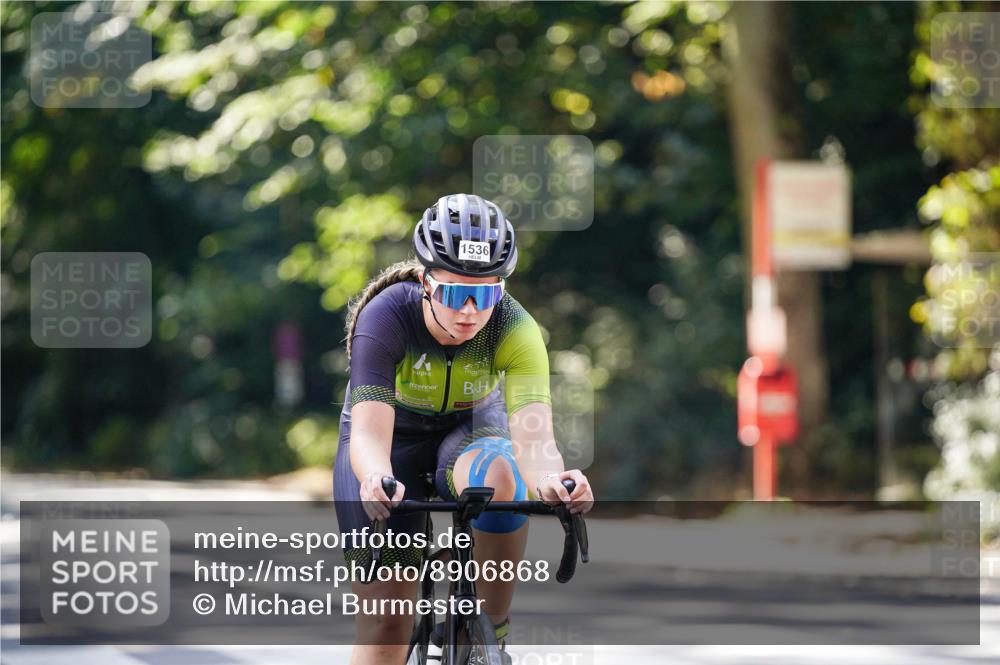 14.09.2025 - Stadtparktriathlon Michael Burmester http://msf.ph/oto/8906868 14.09.2025 13:29:26 Radfahren 1536, 1548, 1577, 1608 meine-sportfotos.de