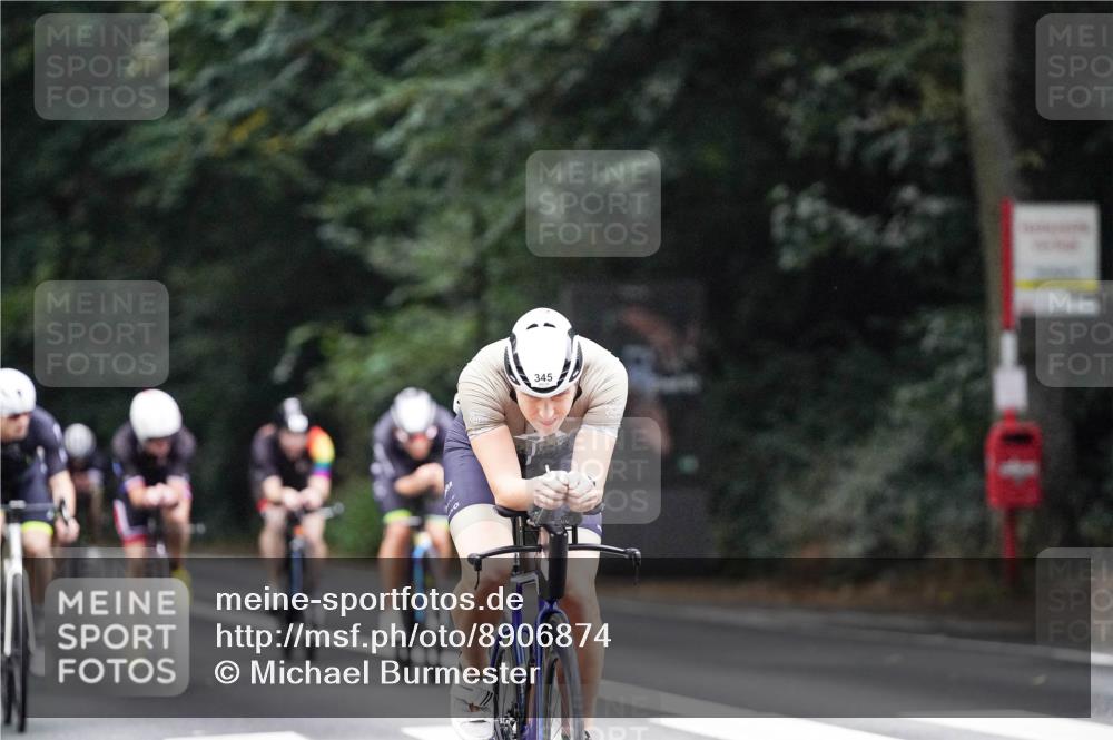 14.09.2025 - Stadtparktriathlon Michael Burmester http://msf.ph/oto/8906874 14.09.2025 09:14:31 Radfahren 301, 318, 326, 340, 345, 347, 363, 370, 371, 373, 377, 380, 381, 389, 401, 404 meine-sportfotos.de