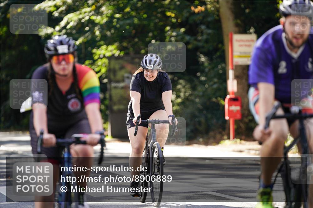 14.09.2025 - Stadtparktriathlon Michael Burmester http://msf.ph/oto/8906889 14.09.2025 13:29:46 Radfahren 1434, 1435, 1483, 1528, 1610 meine-sportfotos.de