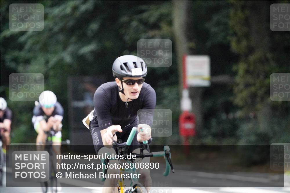 14.09.2025 - Stadtparktriathlon Michael Burmester http://msf.ph/oto/8906890 14.09.2025 09:14:33 Radfahren 301, 318, 326, 340, 345, 347, 363, 370, 371, 373, 377, 380, 381, 389, 401, 404 meine-sportfotos.de