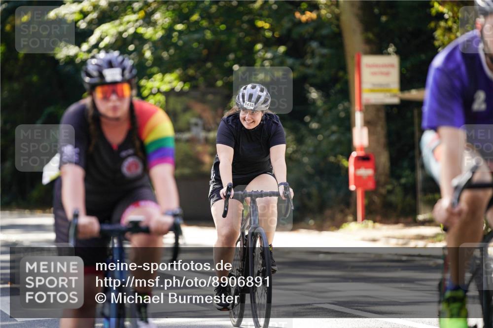14.09.2025 - Stadtparktriathlon Michael Burmester http://msf.ph/oto/8906891 14.09.2025 13:29:46 Radfahren 1434, 1435, 1483, 1528, 1610 meine-sportfotos.de
