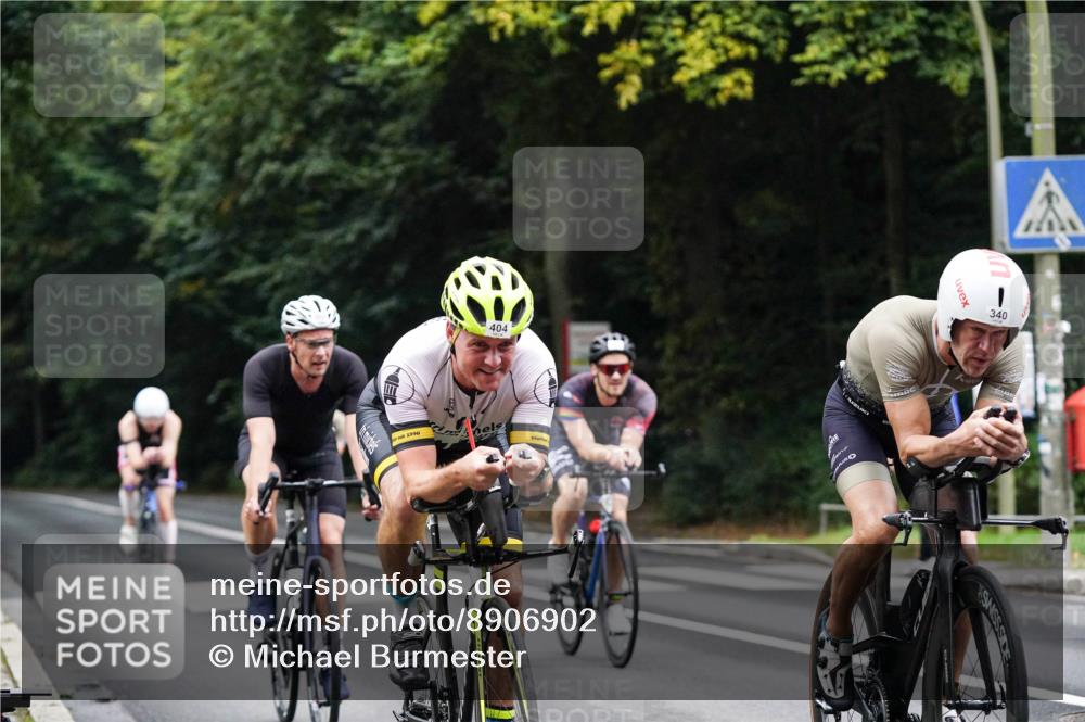 14.09.2025 - Stadtparktriathlon Michael Burmester http://msf.ph/oto/8906902 14.09.2025 09:14:36 Radfahren 301, 318, 326, 340, 345, 347, 363, 370, 371, 373, 377, 380, 381, 401, 404 meine-sportfotos.de