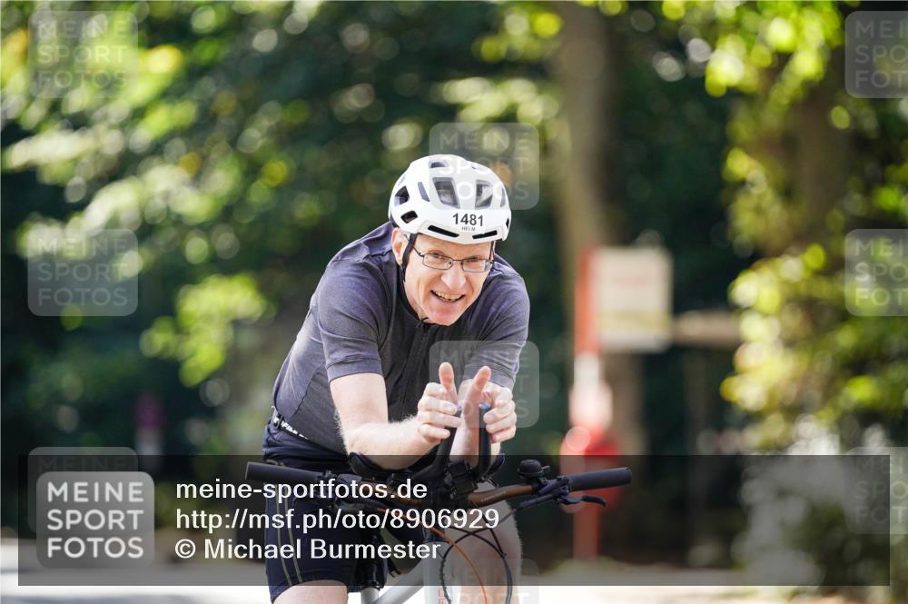 14.09.2025 - Stadtparktriathlon Michael Burmester http://msf.ph/oto/8906929 14.09.2025 13:30:09 Radfahren 1444, 1452, 1468, 1481 meine-sportfotos.de