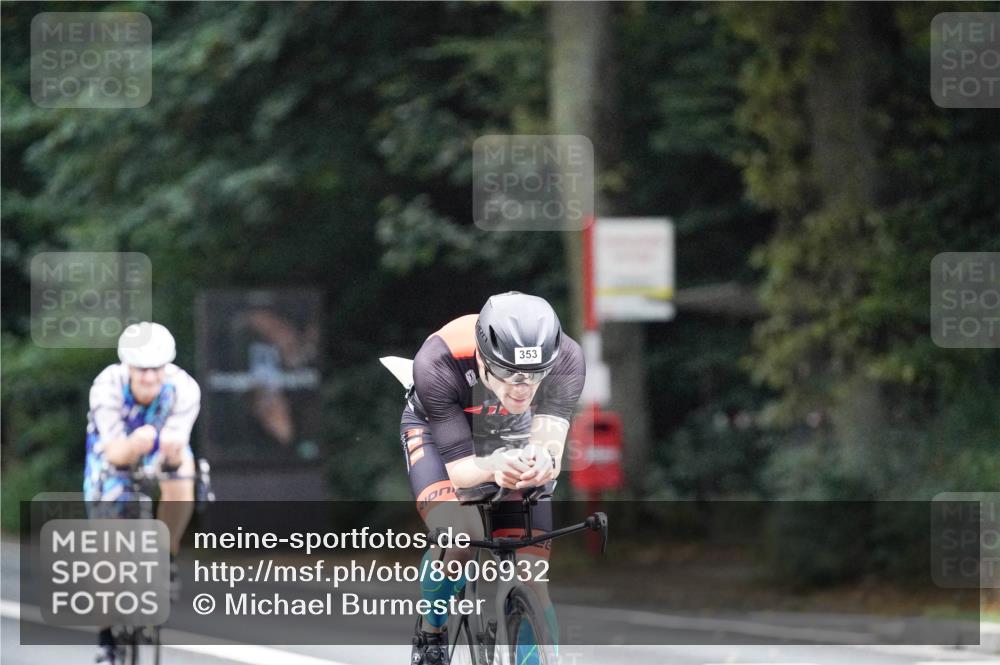14.09.2025 - Stadtparktriathlon Michael Burmester http://msf.ph/oto/8906932 14.09.2025 09:15:02 Radfahren 353, 362, 365, 383, 400, 430 meine-sportfotos.de