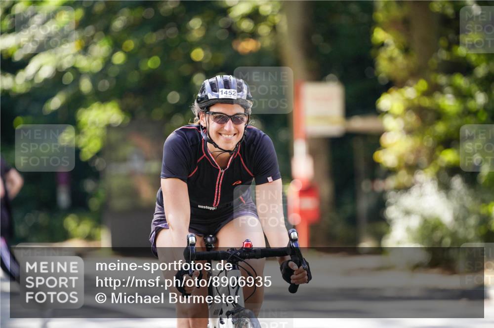 14.09.2025 - Stadtparktriathlon Michael Burmester http://msf.ph/oto/8906935 14.09.2025 13:30:12 Radfahren 1452, 1471, 1481 meine-sportfotos.de