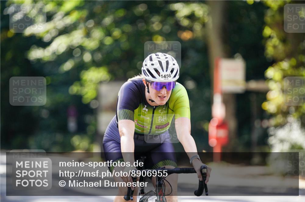 14.09.2025 - Stadtparktriathlon Michael Burmester http://msf.ph/oto/8906955 14.09.2025 13:30:53 Radfahren 1456, 1490, 1520 meine-sportfotos.de