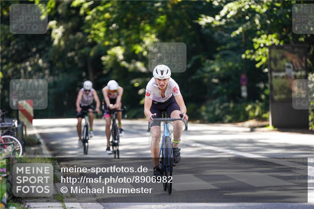 14.09.2025 - Stadtparktriathlon Michael Burmester http://msf.ph/oto/8906982 14.09.2025 13:31:08 Radfahren 1451, 1543, 1545, 1551, 1584, 1599 meine-sportfotos.de