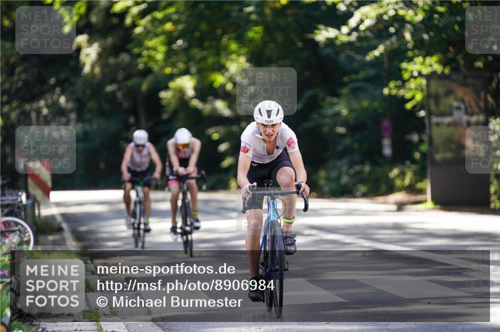 14.09.2025 - Stadtparktriathlon Michael Burmester http://msf.ph/oto/8906984 14.09.2025 13:31:08 Radfahren 1451, 1543, 1545, 1551, 1584, 1599 meine-sportfotos.de