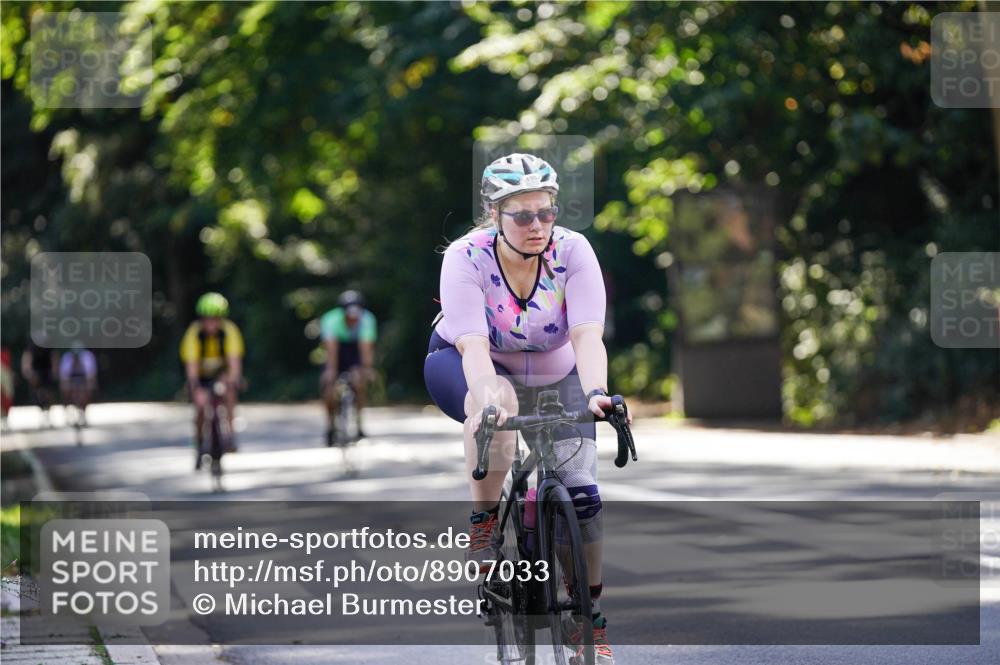 14.09.2025 - Stadtparktriathlon Michael Burmester http://msf.ph/oto/8907033 14.09.2025 13:31:55 Radfahren 1331, 1423, 1477, 1488, 1535, 1554 meine-sportfotos.de