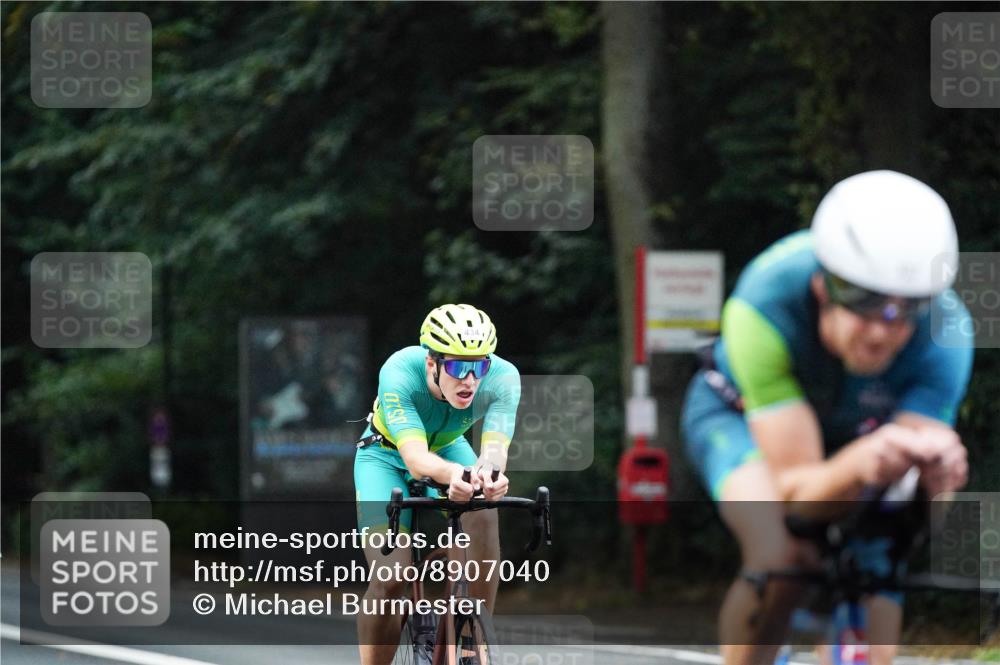 14.09.2025 - Stadtparktriathlon Michael Burmester http://msf.ph/oto/8907040 14.09.2025 09:16:04 Radfahren 311, 357, 413, 414, 432, 434, 488 meine-sportfotos.de