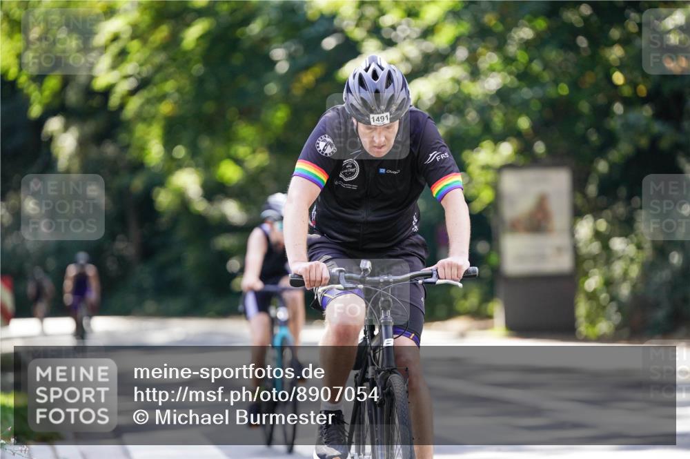 14.09.2025 - Stadtparktriathlon Michael Burmester http://msf.ph/oto/8907054 14.09.2025 13:32:06 Radfahren 1488, 1491, 1523, 1535, 1570, 1593, 1606 meine-sportfotos.de