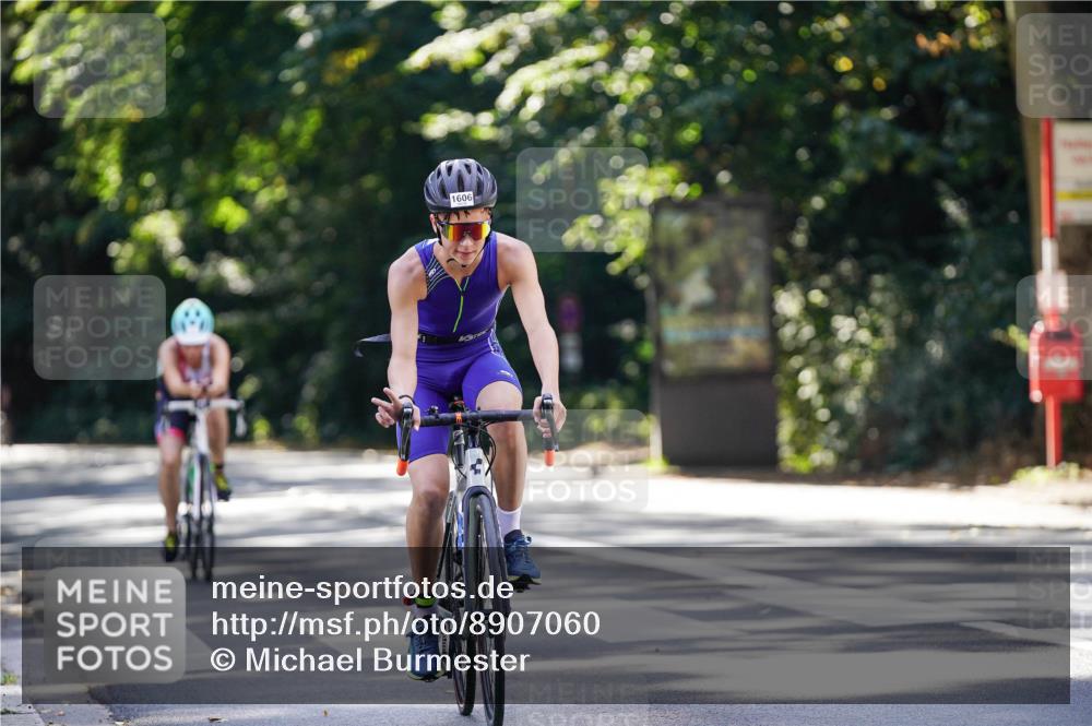 14.09.2025 - Stadtparktriathlon Michael Burmester http://msf.ph/oto/8907060 14.09.2025 13:32:12 Radfahren 1491, 1496, 1570, 1593, 1606 meine-sportfotos.de