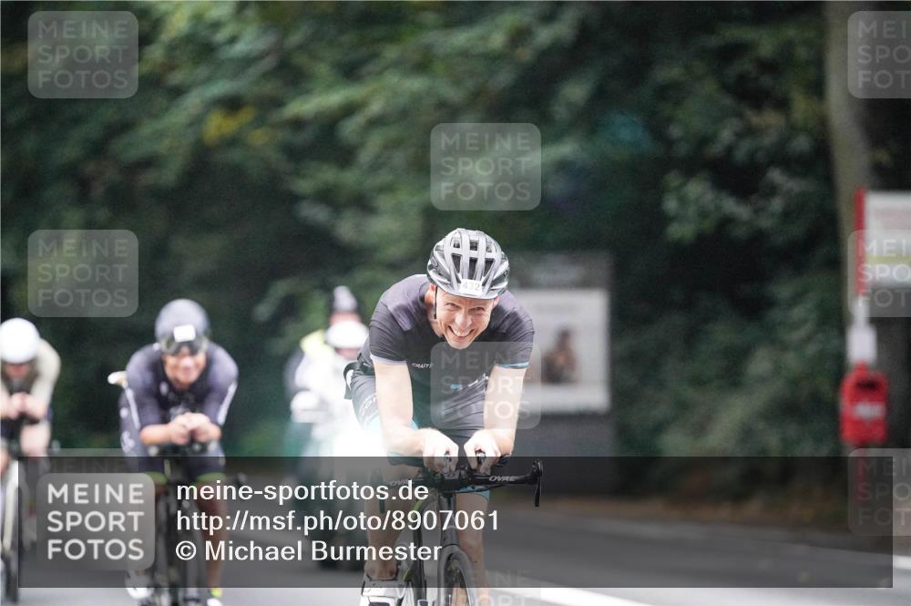 14.09.2025 - Stadtparktriathlon Michael Burmester http://msf.ph/oto/8907061 14.09.2025 09:16:12 Radfahren 311, 348, 413, 414, 432, 484 meine-sportfotos.de