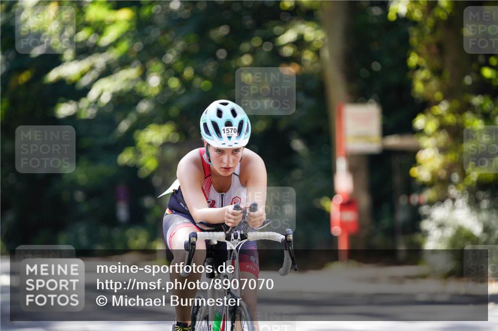 14.09.2025 - Stadtparktriathlon Michael Burmester http://msf.ph/oto/8907070 14.09.2025 13:32:14 Radfahren 1496, 1546, 1570, 1593, 1606 meine-sportfotos.de