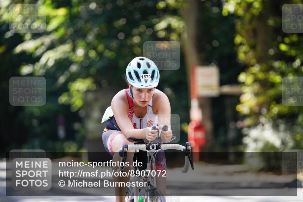 14.09.2025 - Stadtparktriathlon Michael Burmester http://msf.ph/oto/8907072 14.09.2025 13:32:15 Radfahren 1496, 1546, 1570, 1606 meine-sportfotos.de