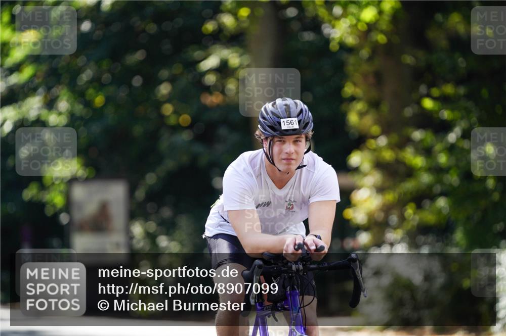14.09.2025 - Stadtparktriathlon Michael Burmester http://msf.ph/oto/8907099 14.09.2025 13:32:32 Radfahren 1475, 1561, 1597 meine-sportfotos.de