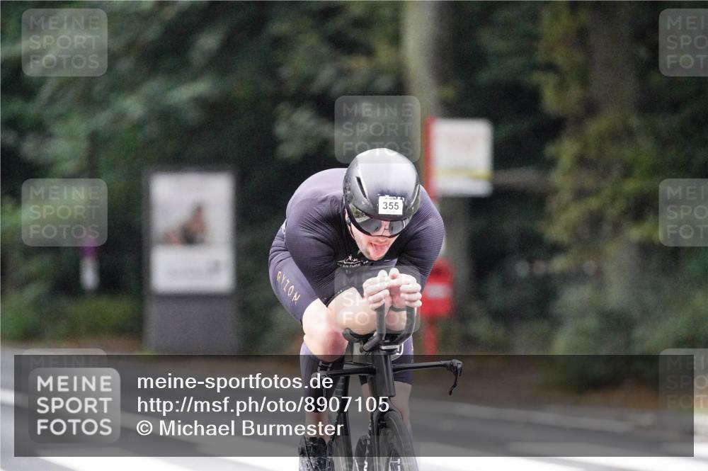 14.09.2025 - Stadtparktriathlon Michael Burmester http://msf.ph/oto/8907105 14.09.2025 09:16:38 Radfahren 330, 336, 351, 355, 367, 372, 399, 435, 460, 462, 501 meine-sportfotos.de