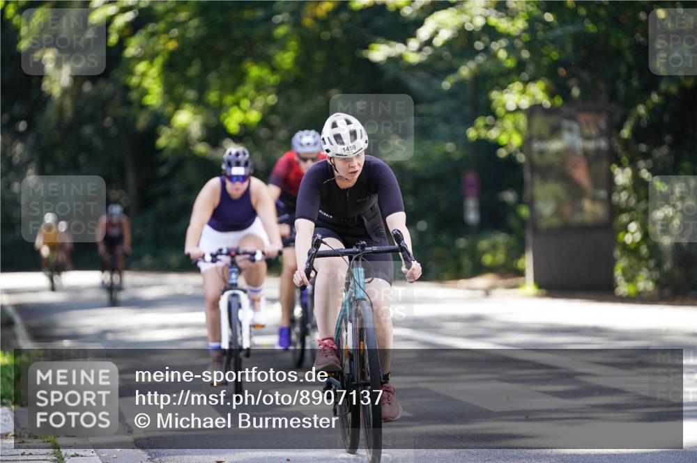 14.09.2025 - Stadtparktriathlon Michael Burmester http://msf.ph/oto/8907137 14.09.2025 13:33:13 Radfahren 1455, 1459, 1479, 1574, 1586 meine-sportfotos.de