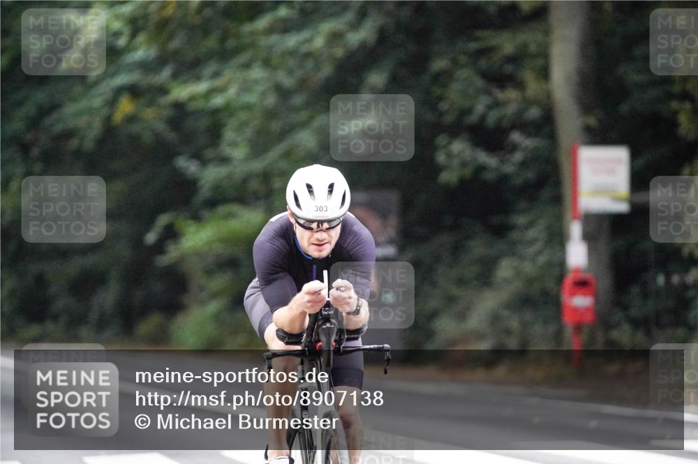14.09.2025 - Stadtparktriathlon Michael Burmester http://msf.ph/oto/8907138 14.09.2025 09:16:50 Radfahren 303, 350, 372, 399, 435, 453, 457, 460, 462 meine-sportfotos.de