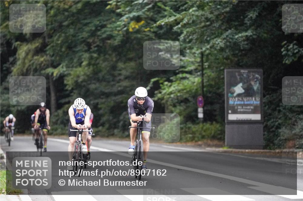 14.09.2025 - Stadtparktriathlon Michael Burmester http://msf.ph/oto/8907162 14.09.2025 09:17:09 Radfahren 312, 319, 325, 360, 369, 391, 408, 463 meine-sportfotos.de