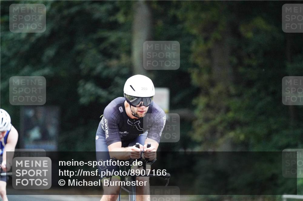 14.09.2025 - Stadtparktriathlon Michael Burmester http://msf.ph/oto/8907166 14.09.2025 09:17:11 Radfahren 312, 319, 325, 360, 369, 391, 408, 463 meine-sportfotos.de