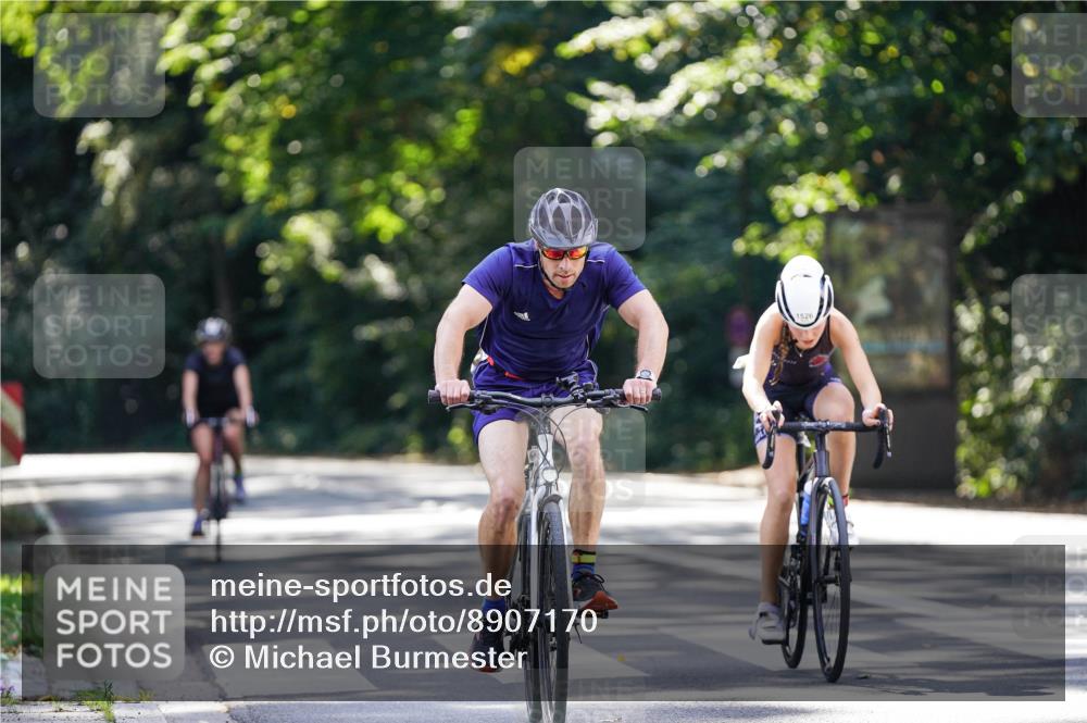 14.09.2025 - Stadtparktriathlon Michael Burmester http://msf.ph/oto/8907170 14.09.2025 13:33:48 Radfahren 1460, 1462, 1517, 1526 meine-sportfotos.de