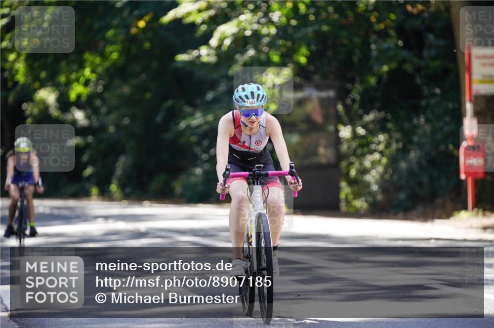 14.09.2025 - Stadtparktriathlon Michael Burmester http://msf.ph/oto/8907185 14.09.2025 13:34:08 Radfahren 1522, 1558, 1568 meine-sportfotos.de