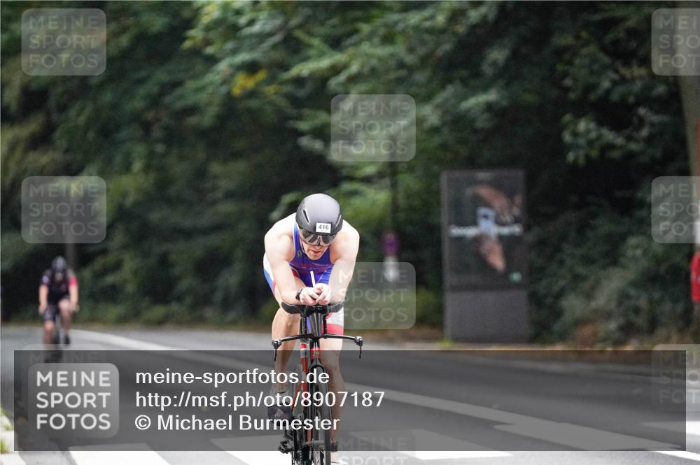 14.09.2025 - Stadtparktriathlon Michael Burmester http://msf.ph/oto/8907187 14.09.2025 09:17:20 Radfahren 313, 387, 408, 416, 436, 463 meine-sportfotos.de