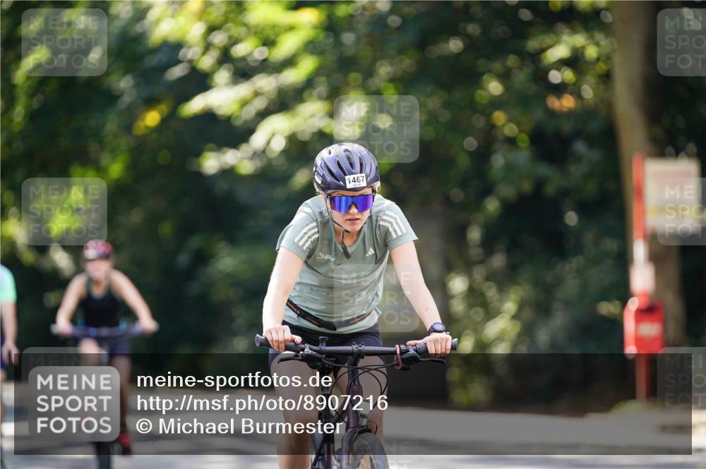 14.09.2025 - Stadtparktriathlon Michael Burmester http://msf.ph/oto/8907216 14.09.2025 13:34:31 Radfahren 1427, 1442, 1454, 1467, 1474, 1507, 1515, 1537, 1591 meine-sportfotos.de