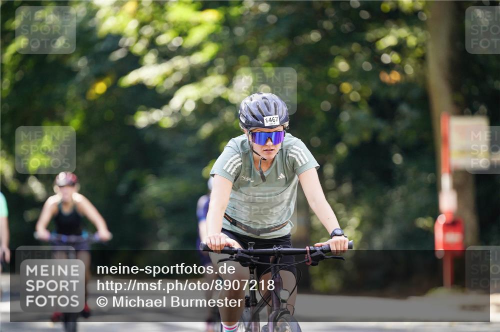 14.09.2025 - Stadtparktriathlon Michael Burmester http://msf.ph/oto/8907218 14.09.2025 13:34:31 Radfahren 1427, 1442, 1454, 1467, 1474, 1507, 1515, 1537, 1591 meine-sportfotos.de