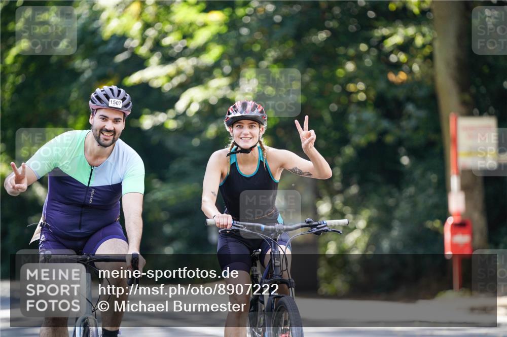 14.09.2025 - Stadtparktriathlon Michael Burmester http://msf.ph/oto/8907222 14.09.2025 13:34:33 Radfahren 1427, 1442, 1454, 1467, 1474, 1507, 1515, 1583, 1591 meine-sportfotos.de