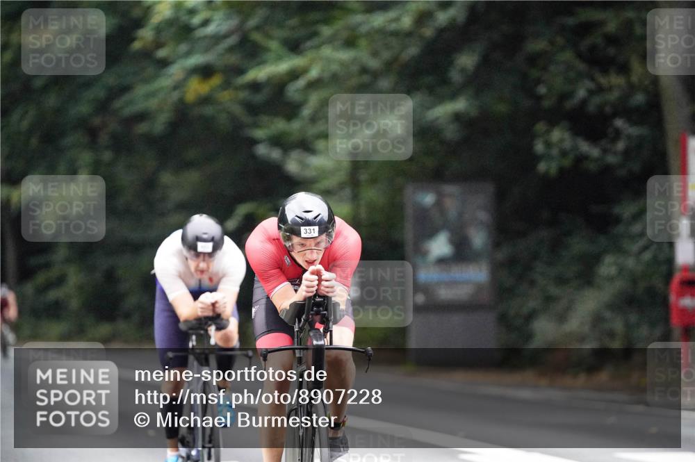 14.09.2025 - Stadtparktriathlon Michael Burmester http://msf.ph/oto/8907228 14.09.2025 09:17:41 Radfahren 310, 331, 394, 402, 452, 476 meine-sportfotos.de