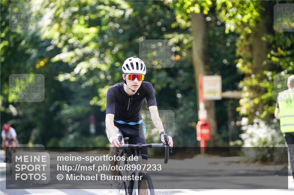 14.09.2025 - Stadtparktriathlon Michael Burmester http://msf.ph/oto/8907233 14.09.2025 13:34:37 Radfahren 1442, 1454, 1467, 1498, 1507, 1553, 1583, 1591 meine-sportfotos.de