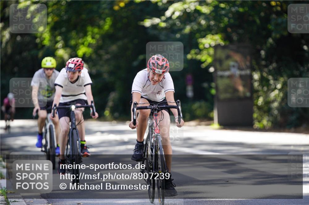14.09.2025 - Stadtparktriathlon Michael Burmester http://msf.ph/oto/8907239 14.09.2025 13:34:40 Radfahren 1442, 1498, 1507, 1553, 1556, 1583, 1591 meine-sportfotos.de