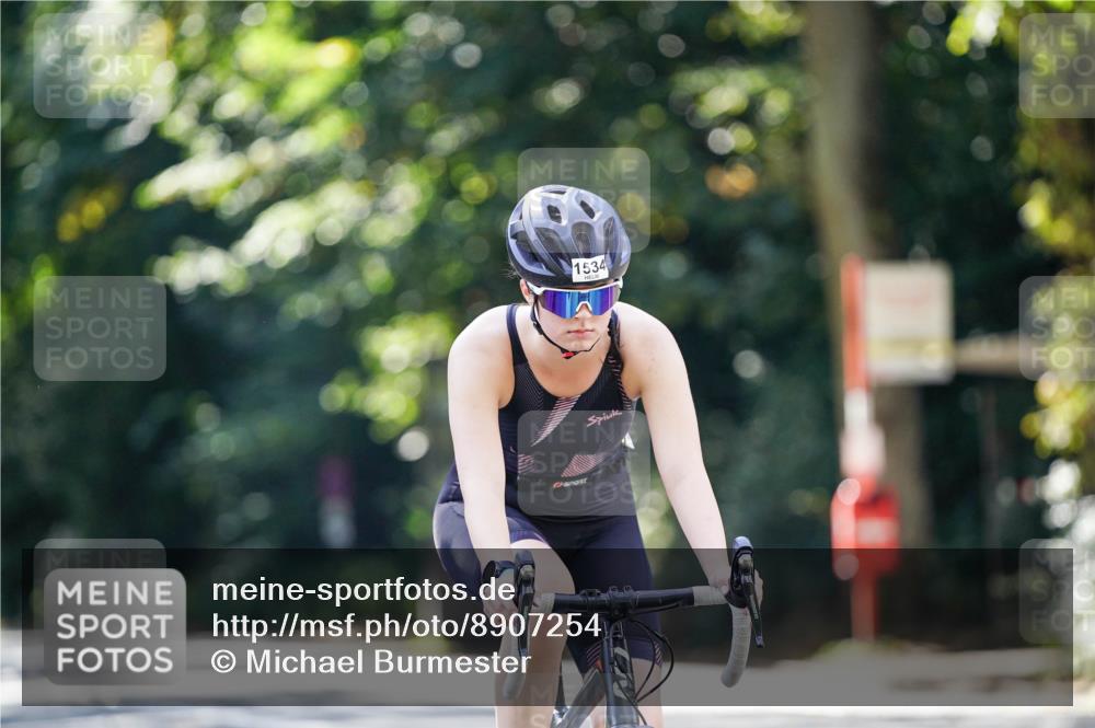 14.09.2025 - Stadtparktriathlon Michael Burmester http://msf.ph/oto/8907254 14.09.2025 13:35:03 Radfahren 1436, 1493, 1534 meine-sportfotos.de