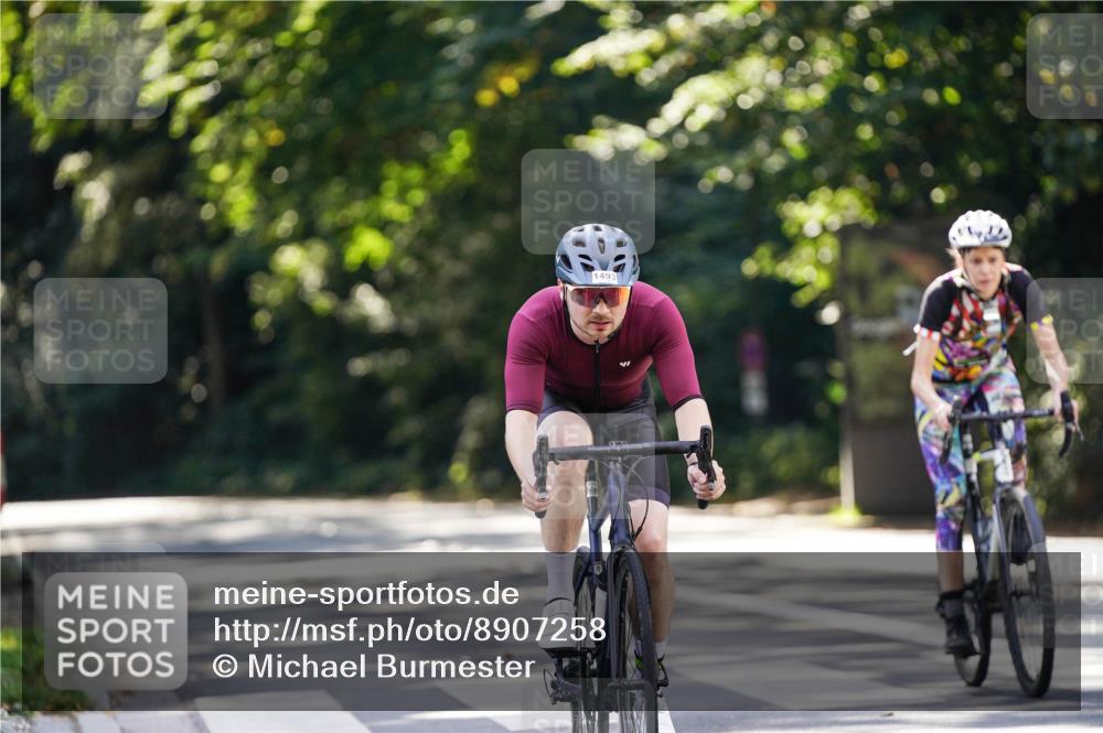 14.09.2025 - Stadtparktriathlon Michael Burmester http://msf.ph/oto/8907258 14.09.2025 13:35:06 Radfahren 1436, 1493, 1534 meine-sportfotos.de