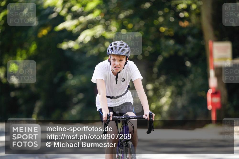14.09.2025 - Stadtparktriathlon Michael Burmester http://msf.ph/oto/8907269 14.09.2025 13:35:26 Radfahren 1447, 1489, 1527, 1587 meine-sportfotos.de