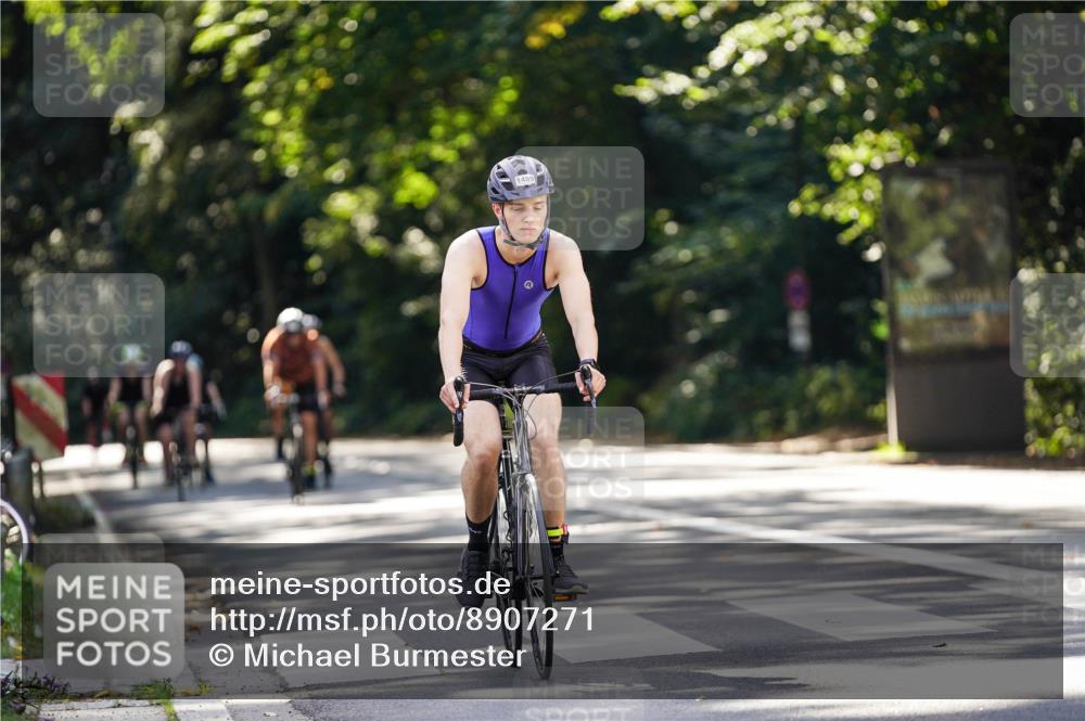 14.09.2025 - Stadtparktriathlon Michael Burmester http://msf.ph/oto/8907271 14.09.2025 13:35:28 Radfahren 1447, 1480, 1489, 1519, 1527, 1587 meine-sportfotos.de
