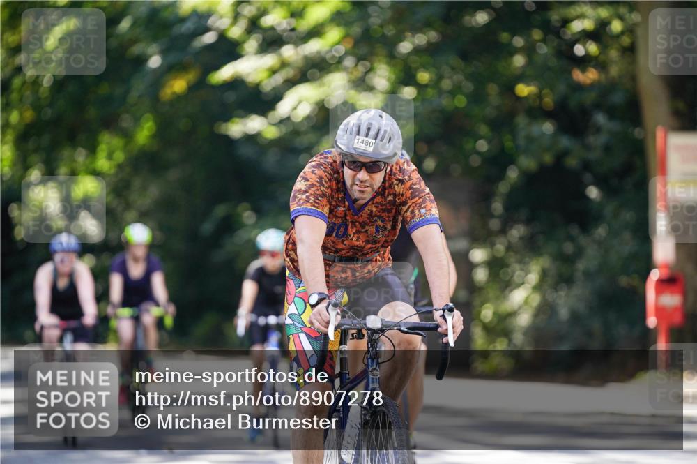 14.09.2025 - Stadtparktriathlon Michael Burmester http://msf.ph/oto/8907278 14.09.2025 13:35:34 Radfahren 1429, 1431, 1448, 1480, 1489, 1501, 1519, 1589 meine-sportfotos.de