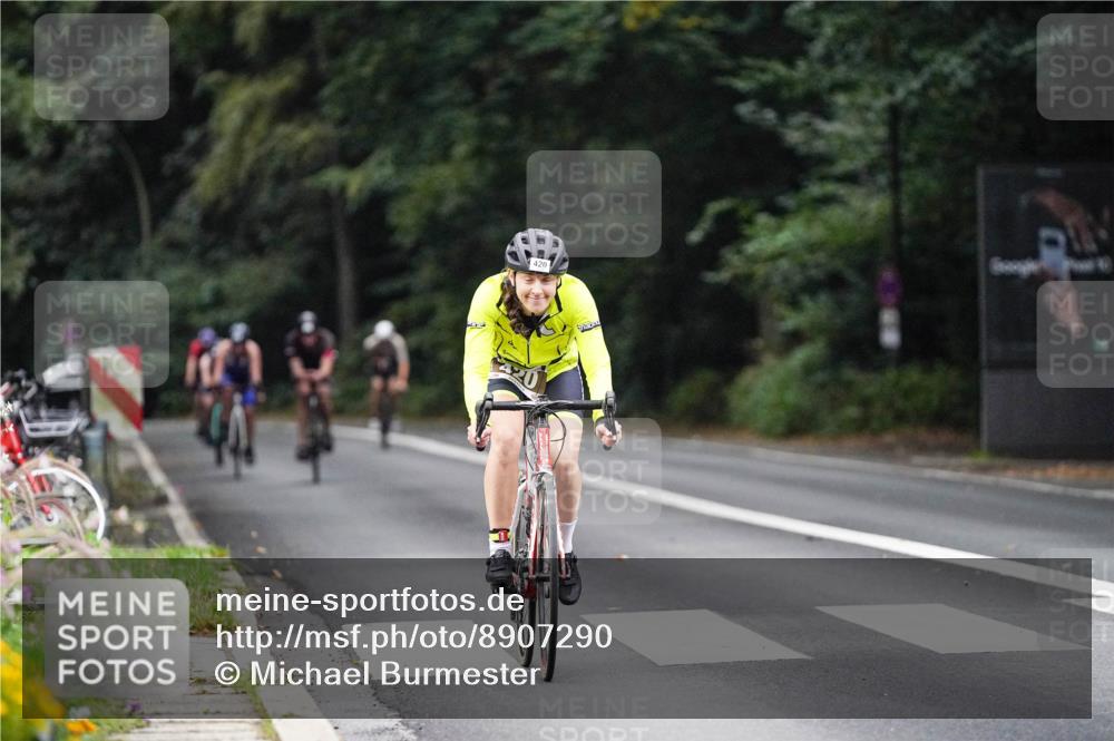 14.09.2025 - Stadtparktriathlon Michael Burmester http://msf.ph/oto/8907290 14.09.2025 09:18:14 Radfahren 307, 317, 344, 420, 456, 459, 468, 474, 481 meine-sportfotos.de