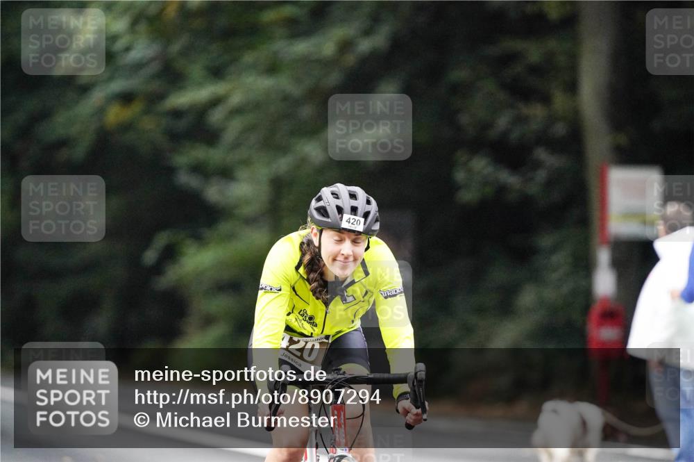 14.09.2025 - Stadtparktriathlon Michael Burmester http://msf.ph/oto/8907294 14.09.2025 09:18:15 Radfahren 317, 344, 395, 420, 456, 459, 468, 474, 481 meine-sportfotos.de