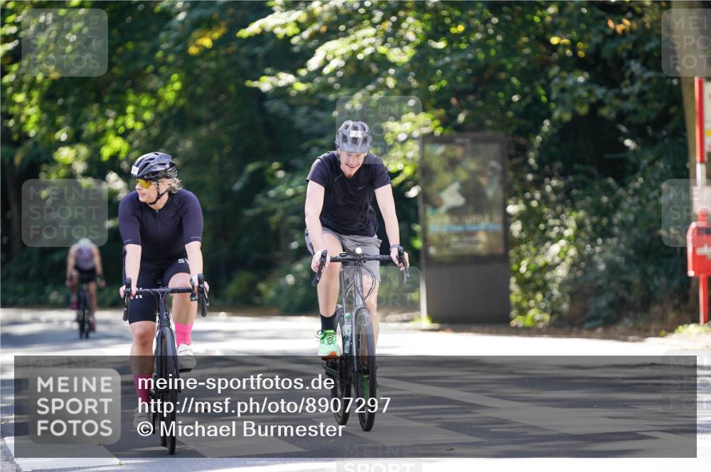 14.09.2025 - Stadtparktriathlon Michael Burmester http://msf.ph/oto/8907297 14.09.2025 13:35:40 Radfahren 1429, 1431, 1448, 1453, 1473, 1480, 1501, 1519, 1589 meine-sportfotos.de
