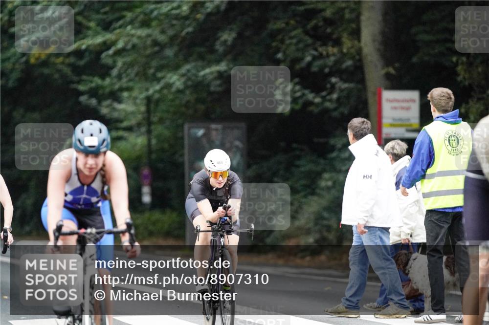 14.09.2025 - Stadtparktriathlon Michael Burmester http://msf.ph/oto/8907310 14.09.2025 09:18:20 Radfahren 317, 344, 395, 420, 456, 468, 481 meine-sportfotos.de
