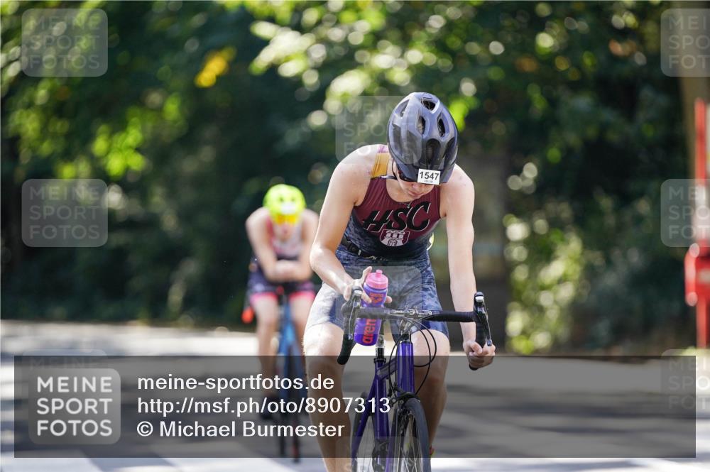 14.09.2025 - Stadtparktriathlon Michael Burmester http://msf.ph/oto/8907313 14.09.2025 13:36:10 Radfahren 1547, 1552 meine-sportfotos.de