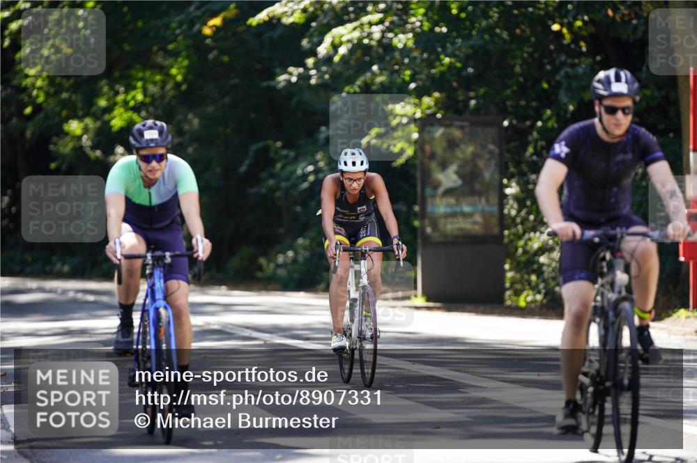 14.09.2025 - Stadtparktriathlon Michael Burmester http://msf.ph/oto/8907331 14.09.2025 13:36:36 Radfahren 1476, 1508, 1525, 1536, 1549 meine-sportfotos.de